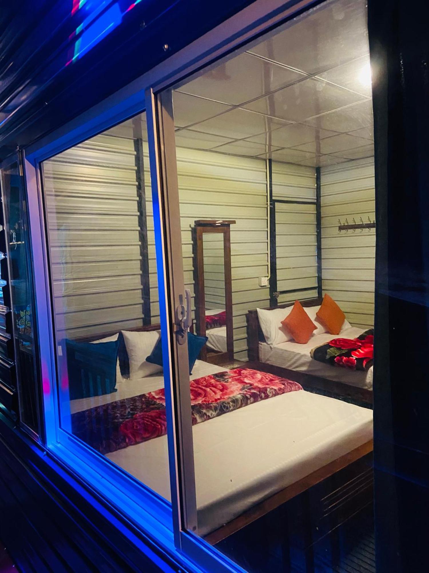 Shan Hotel Nallathanniya Dış mekan fotoğraf
